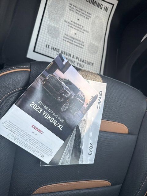 2023 GMC Yukon XL AT4 Carbondale IL