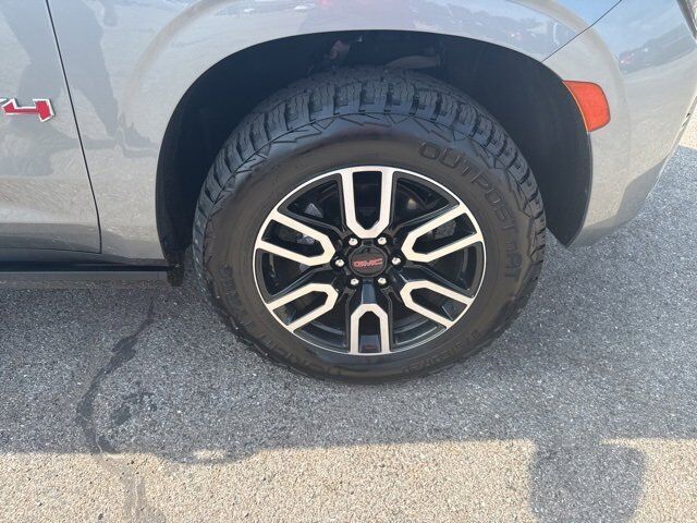 2023 GMC Yukon XL AT4 Carbondale IL