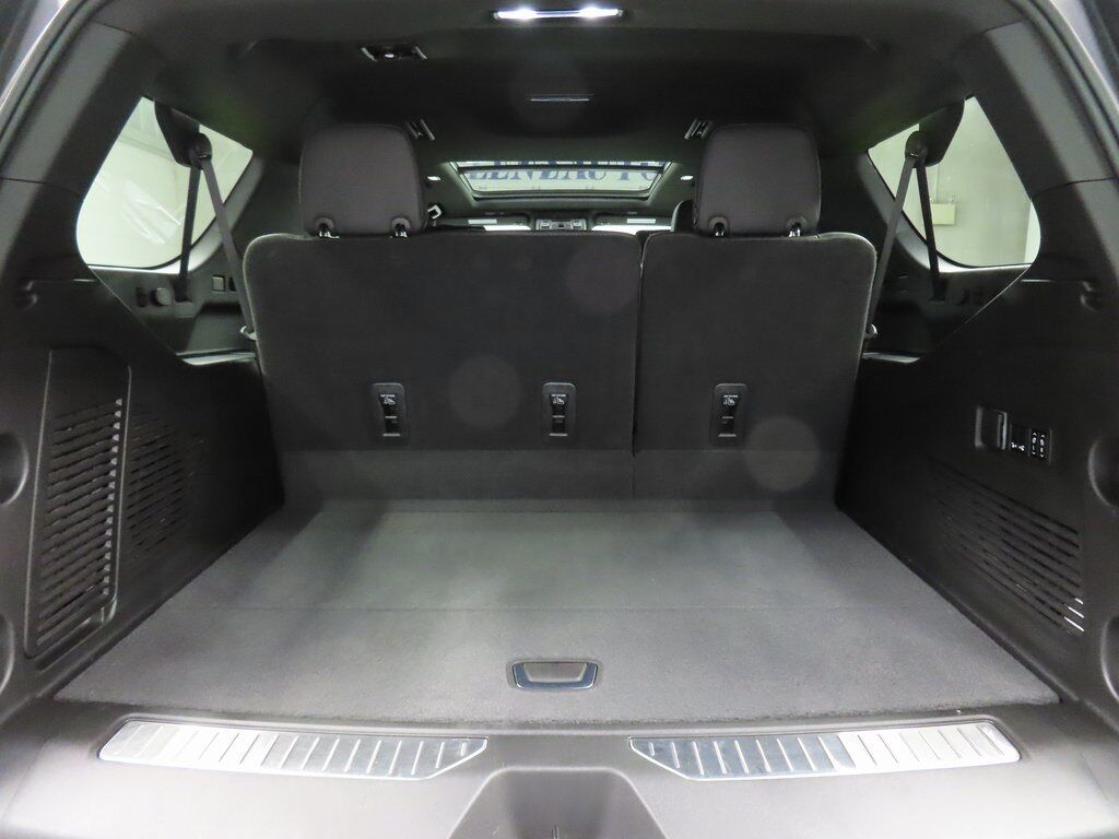 2023 GMC Yukon XL Denali 4WD 7 Passenger Fond du Lac WI