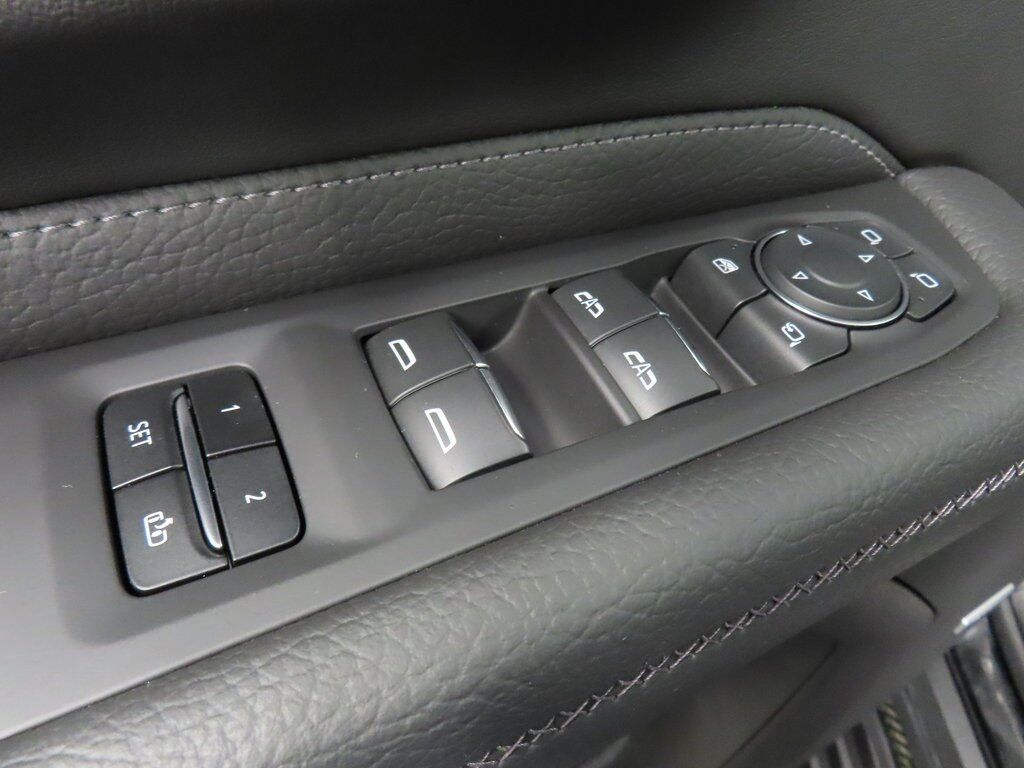 2023 GMC Yukon XL Denali 4WD 7 Passenger Fond du Lac WI