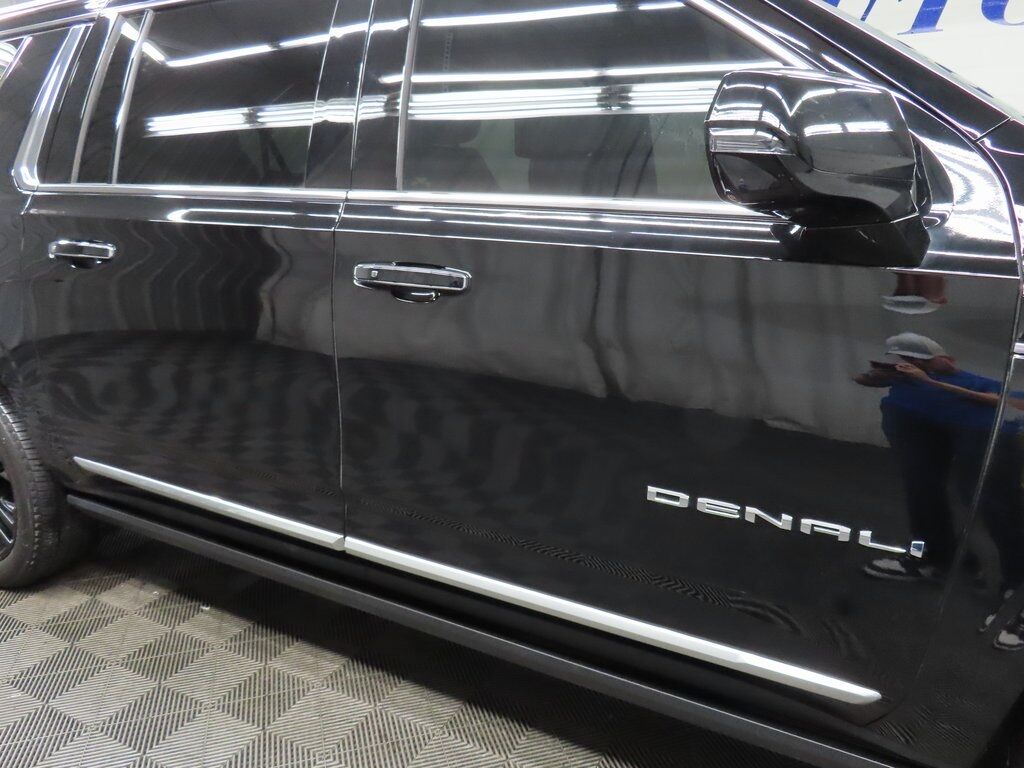 2023 GMC Yukon XL Denali 4WD 7 Passenger Fond du Lac WI