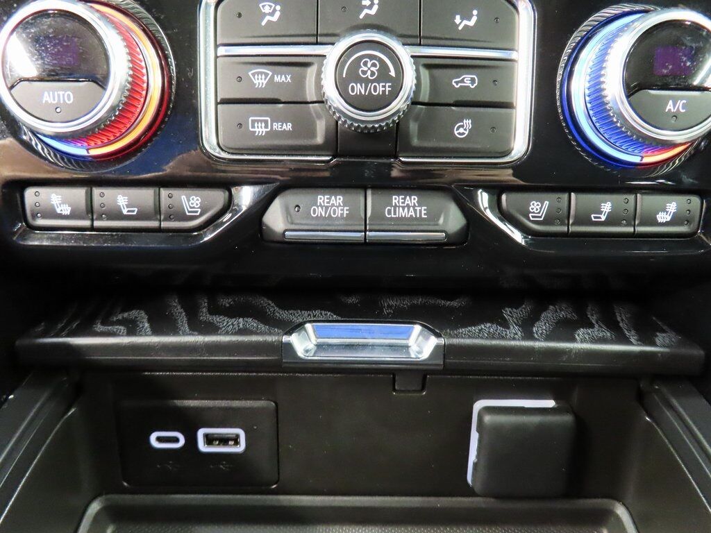 2023 GMC Yukon XL Denali 4WD 7 Passenger Fond du Lac WI
