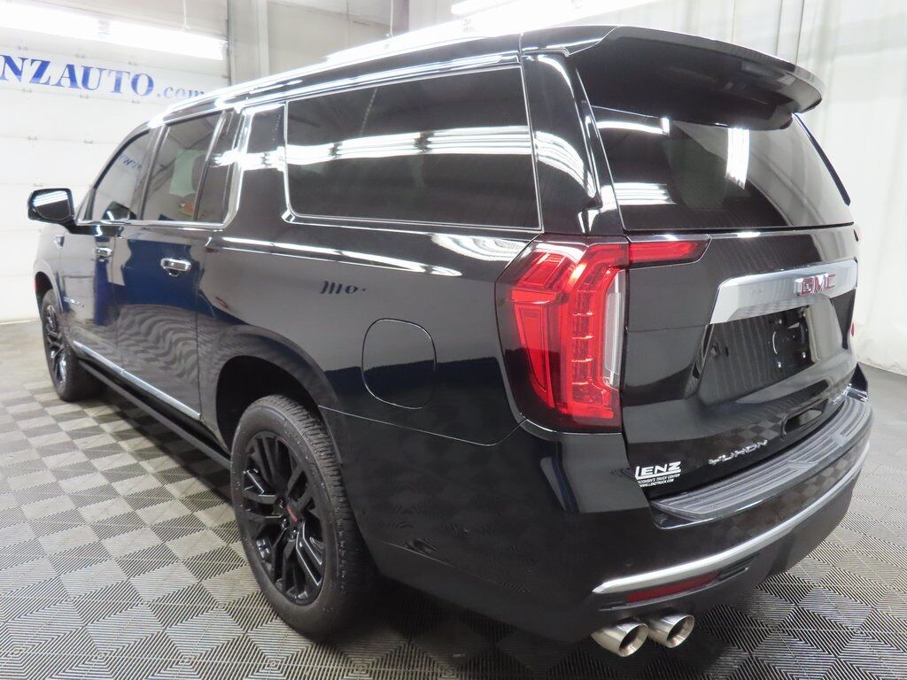 2023 GMC Yukon XL Denali 4WD 7 Passenger Fond du Lac WI