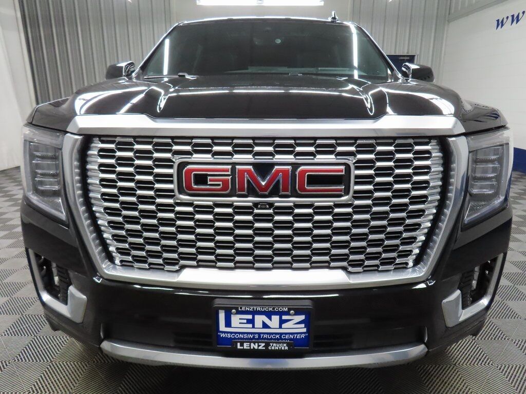 2023 GMC Yukon XL Denali 4WD 7 Passenger Fond du Lac WI