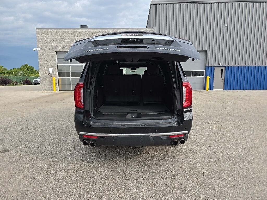 2023 GMC Yukon XL Denali 4WD 7 Passenger Fond du Lac WI