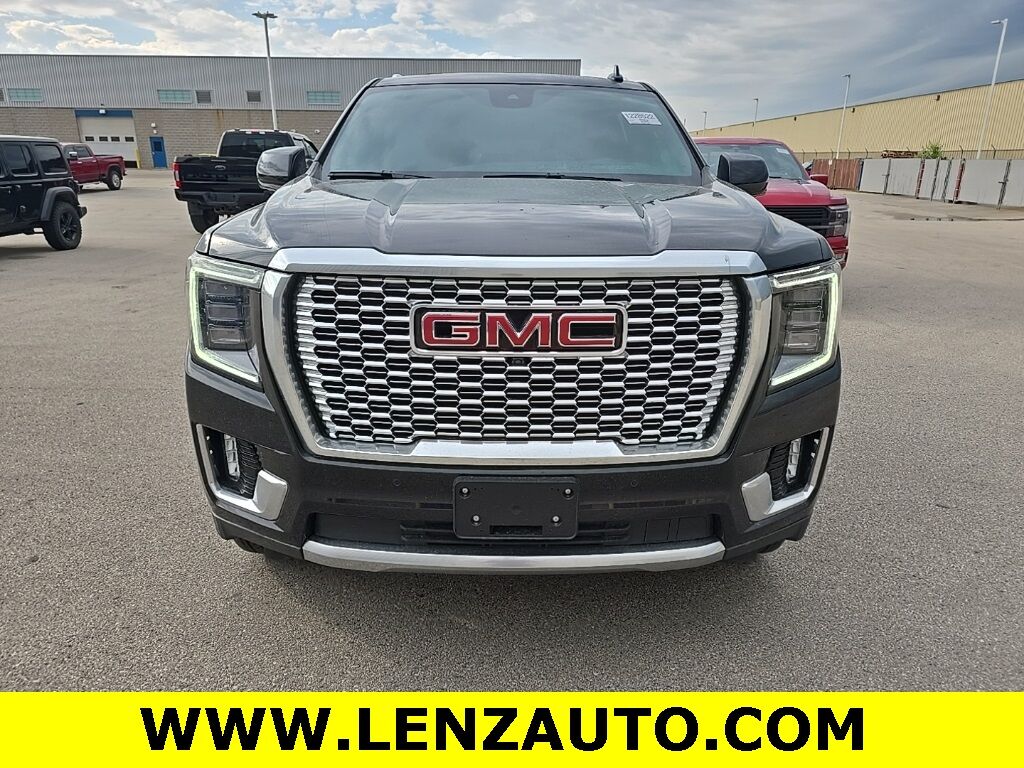 2023 GMC Yukon XL Denali 4WD 7 Passenger Fond du Lac WI