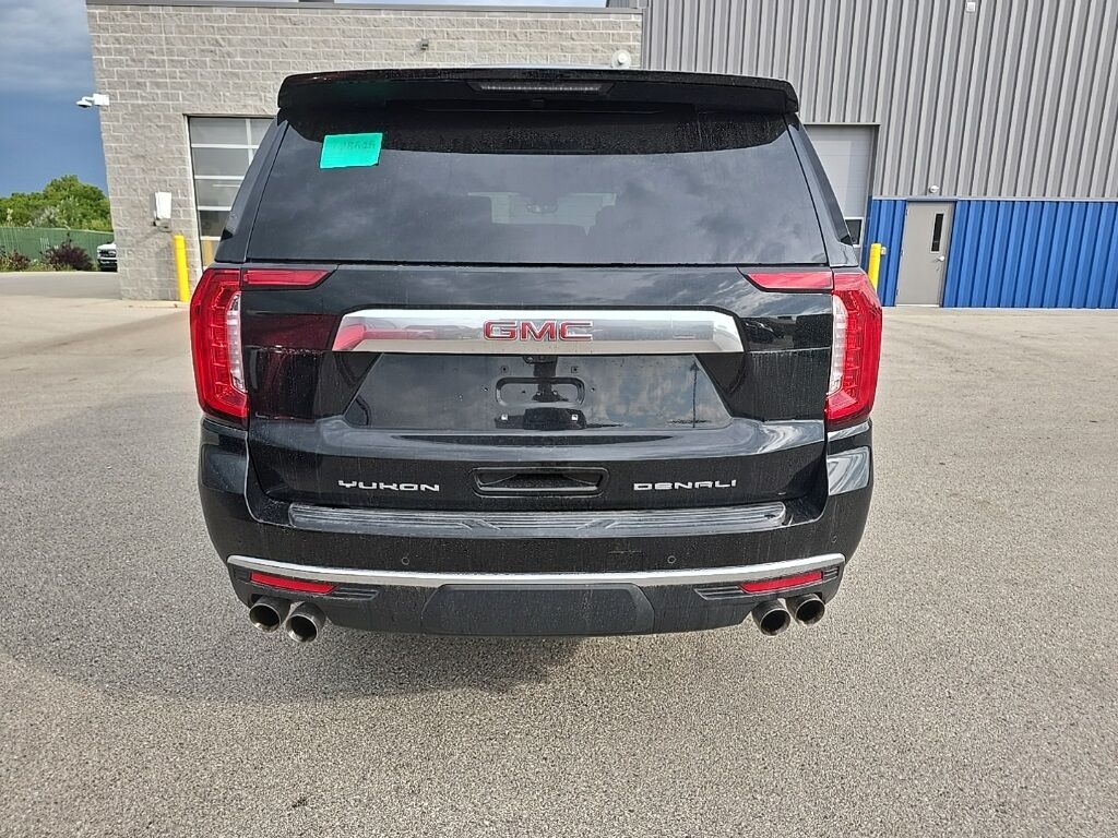 2023 GMC Yukon XL Denali 4WD 7 Passenger Fond du Lac WI