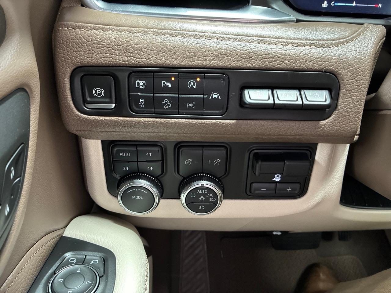 2023 GMC Yukon XL Denali, Advanced Tech Pkg (Super Cruise), Rear Media, Power Boards, Pano Roof, Max Tow Houston TX