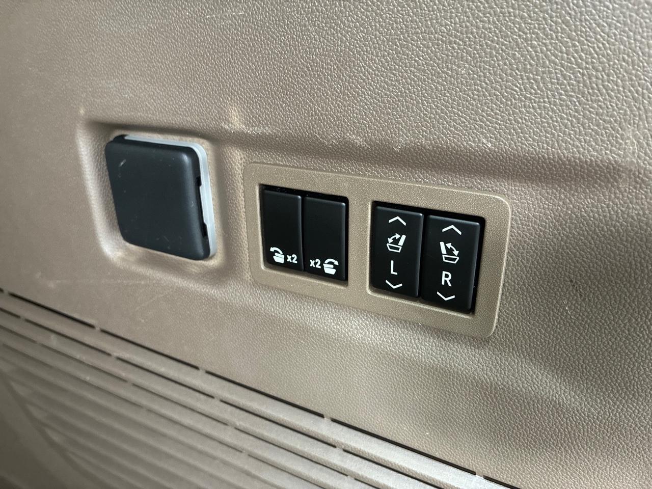 2023 GMC Yukon XL Denali, Advanced Tech Pkg (Super Cruise), Rear Media, Power Boards, Pano Roof, Max Tow Houston TX