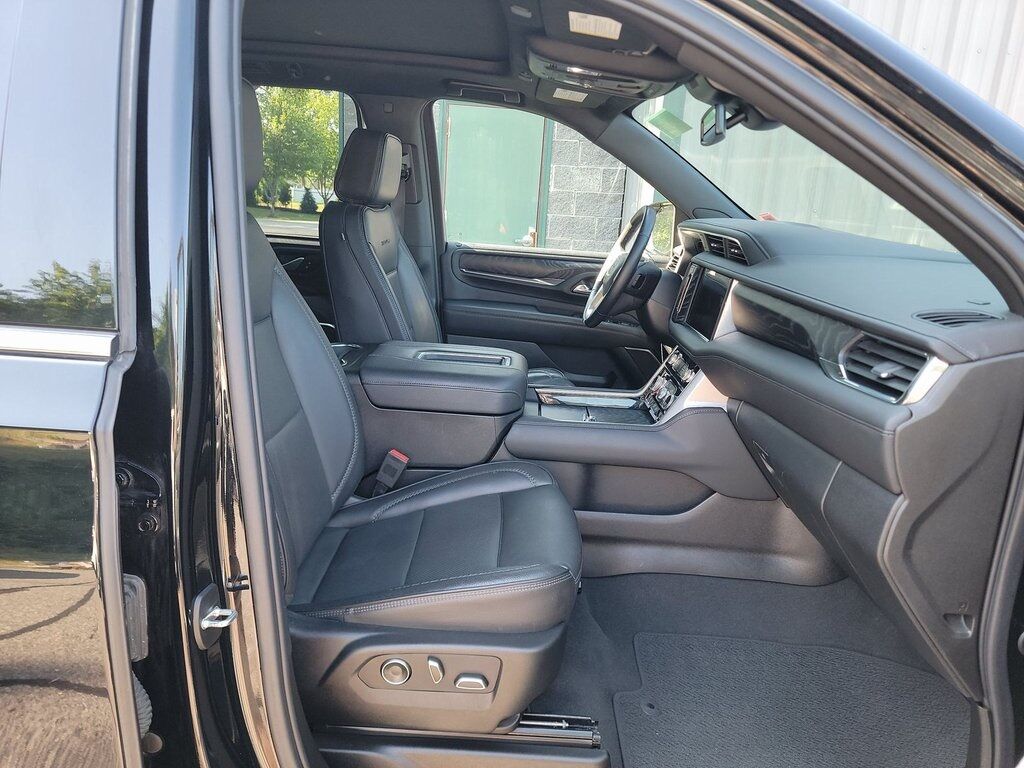 2023 GMC Yukon XL Denali Akron