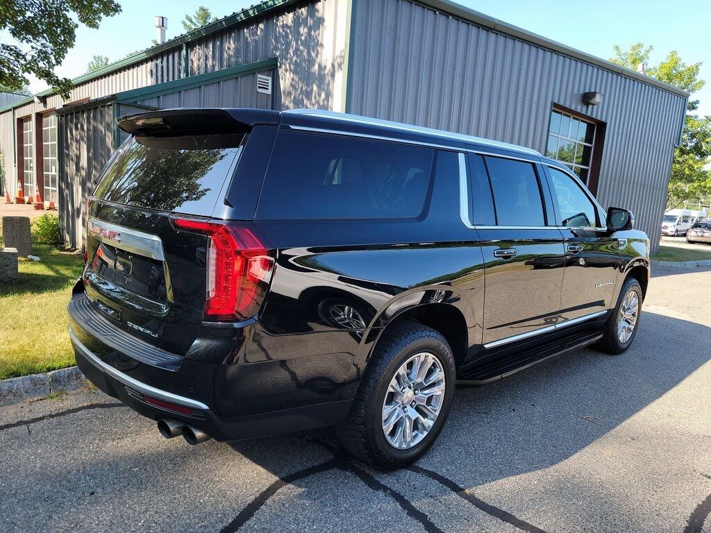 2023 GMC Yukon XL Denali Akron