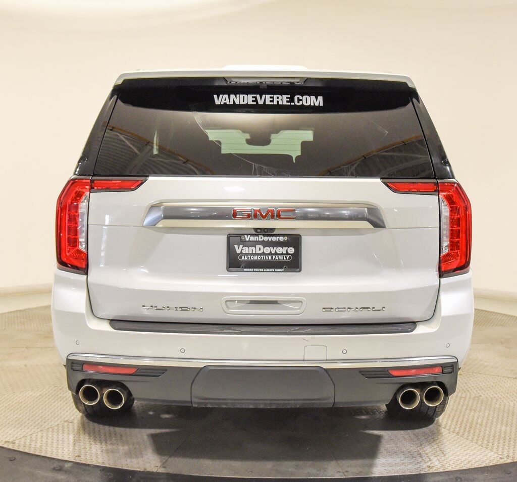 2023 GMC Yukon XL Denali Akron