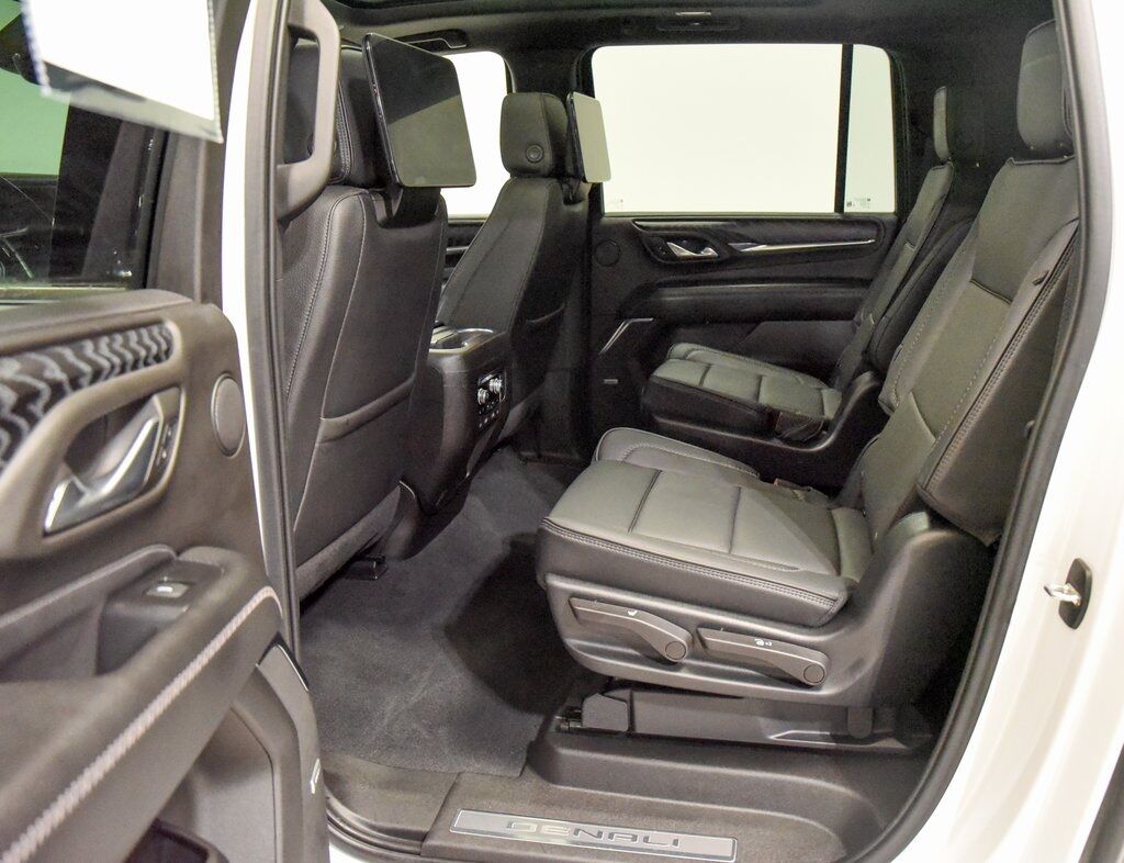 2023 GMC Yukon XL Denali Akron