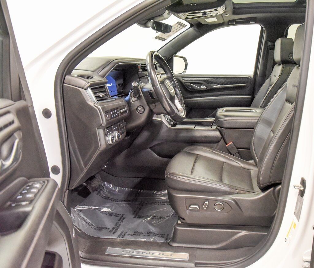 2023 GMC Yukon XL Denali Akron