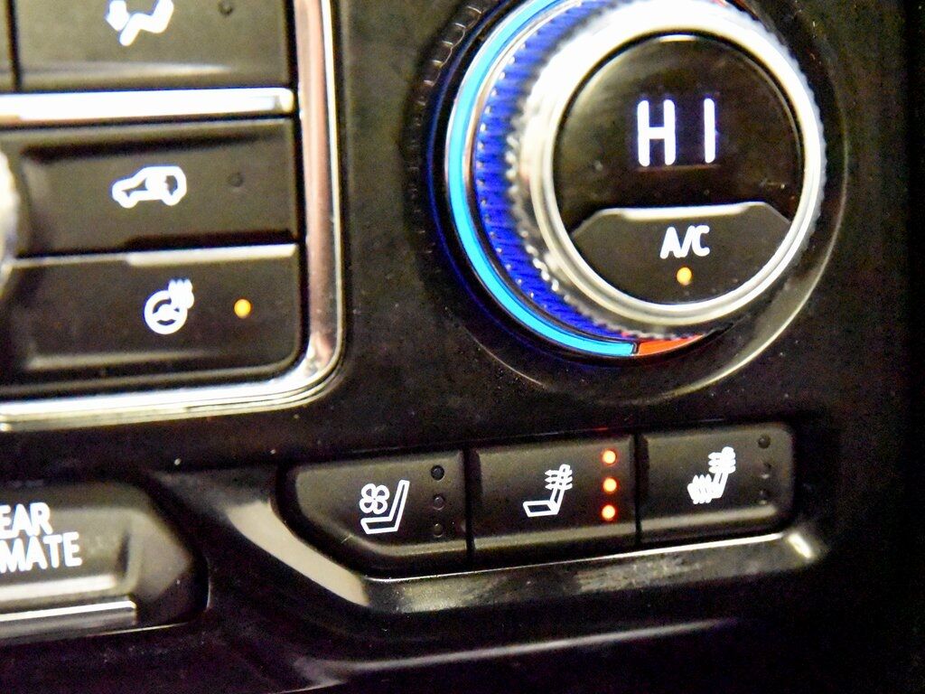 2023 GMC Yukon XL Denali Akron