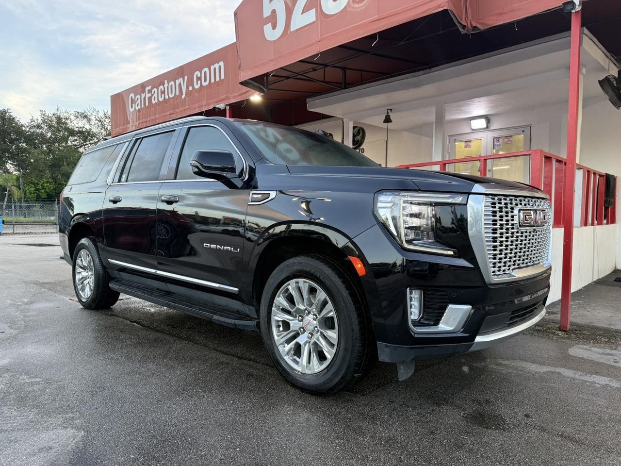 2023 GMC Yukon XL Denali Hollywood FL