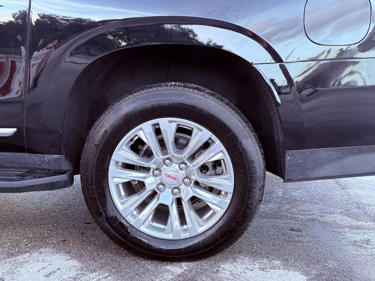2023 GMC Yukon XL Denali Hollywood FL