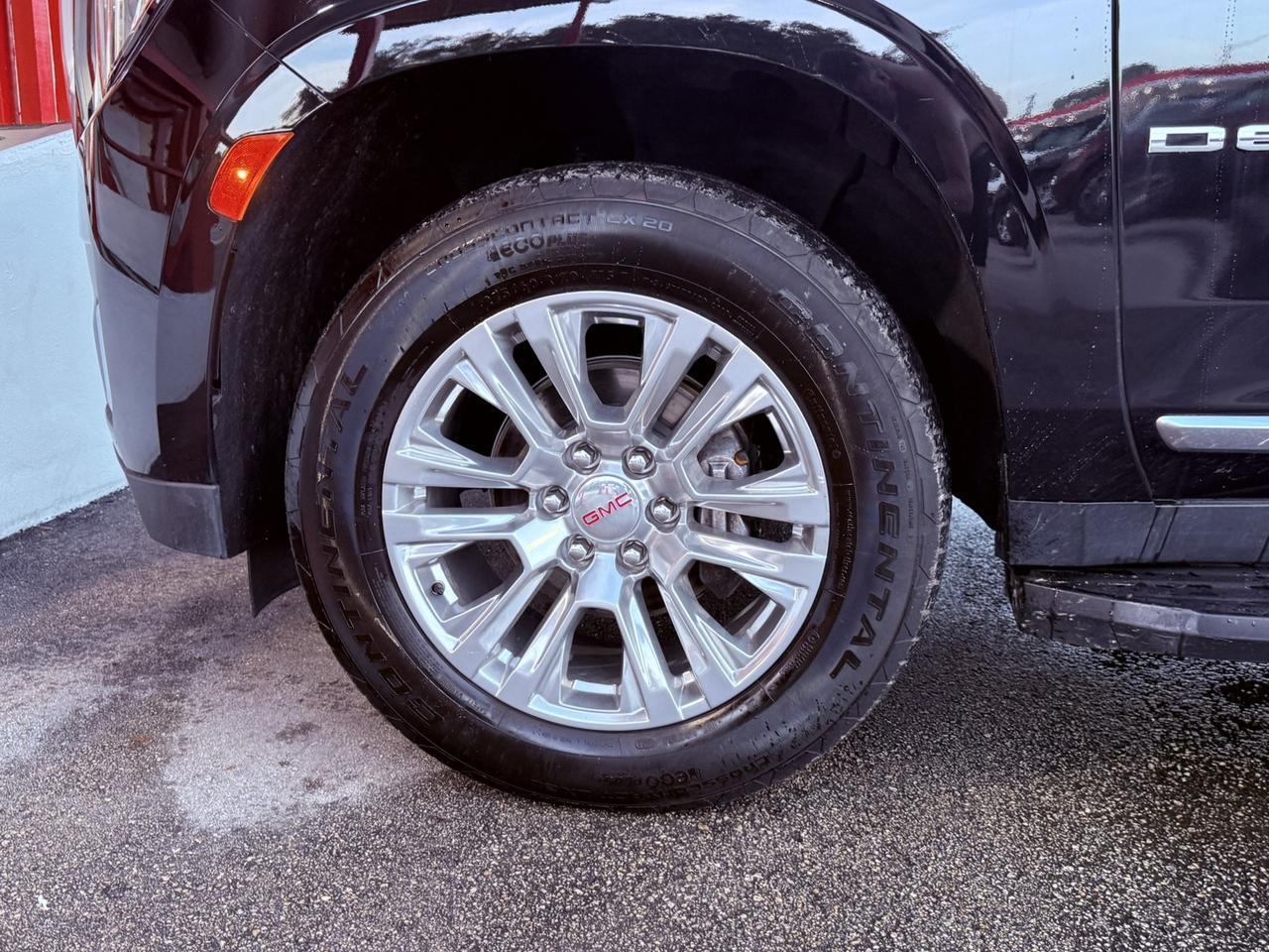 2023 GMC Yukon XL Denali Hollywood FL