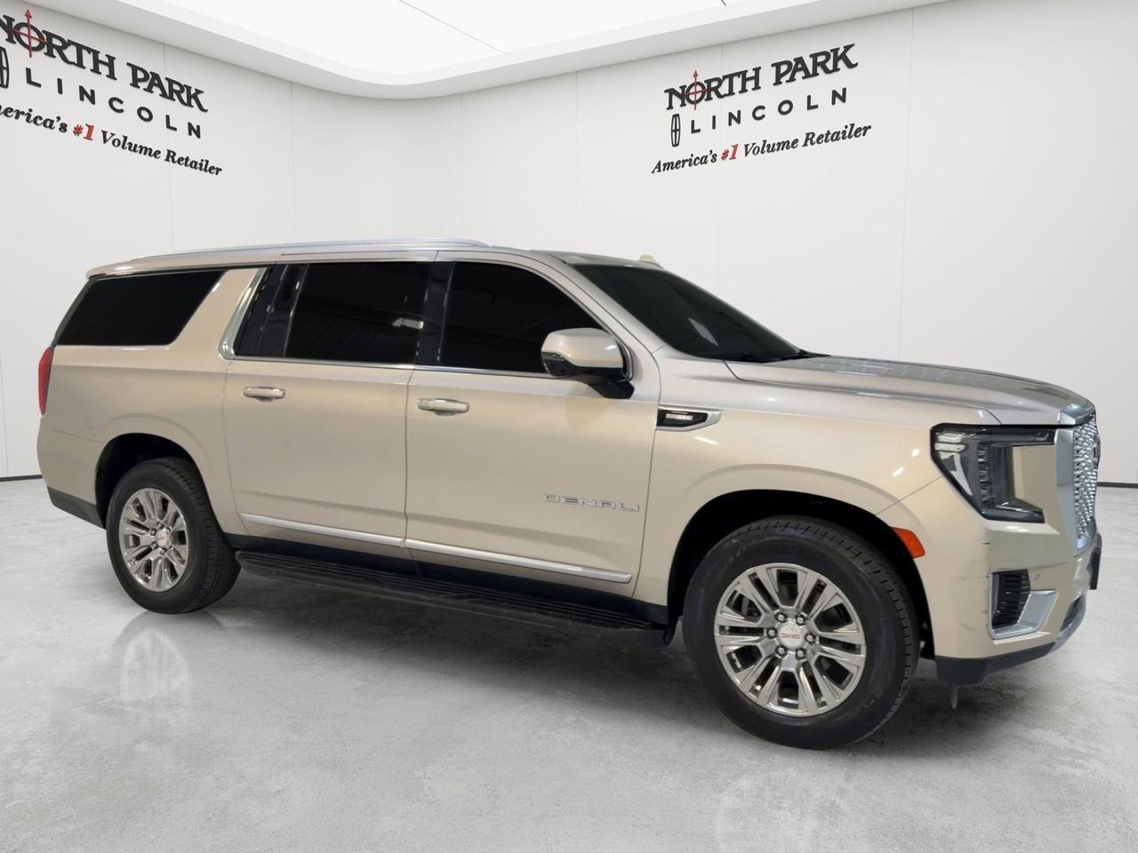 2023 GMC Yukon XL Denali