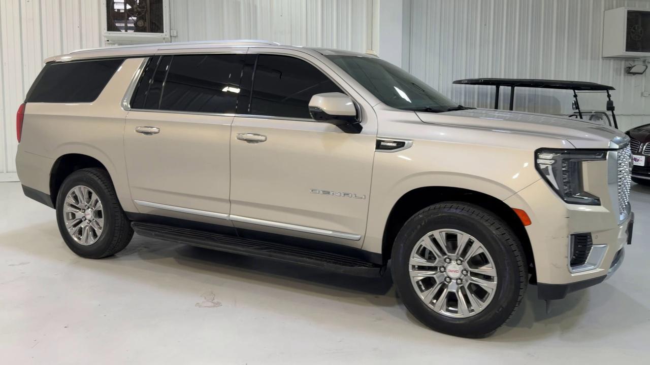 2023 GMC Yukon XL Denali