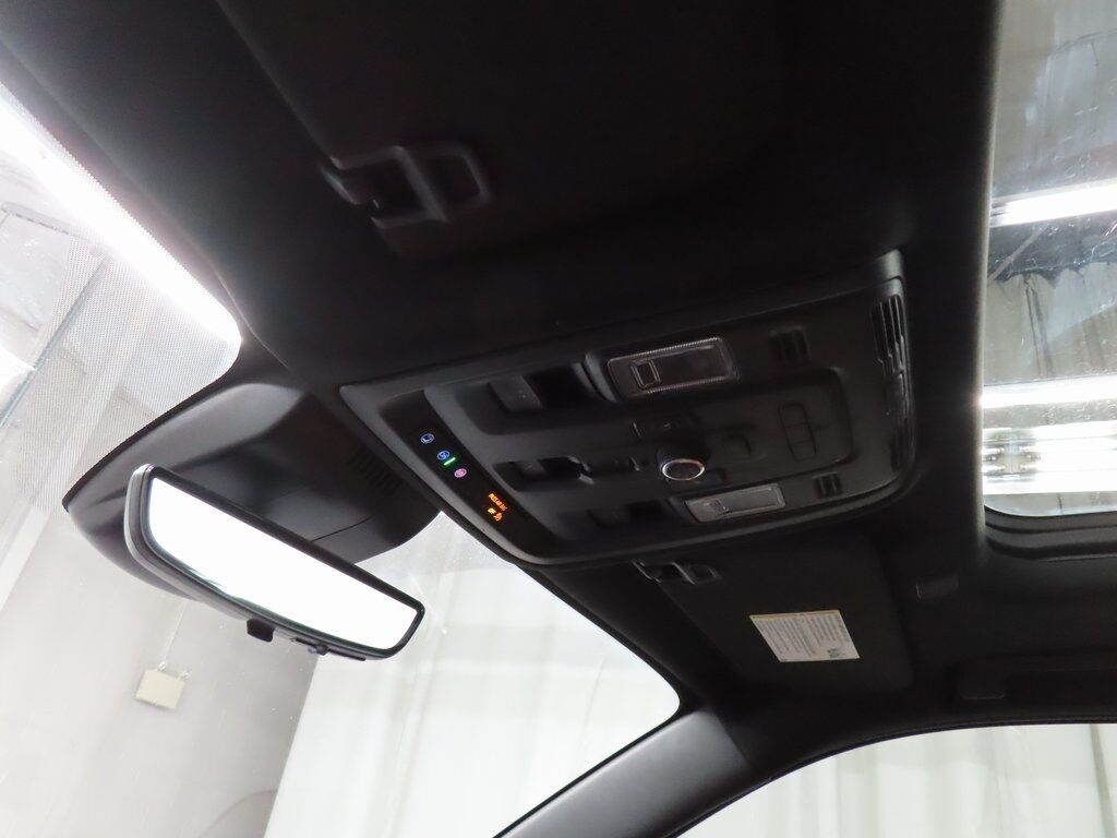 2023 GMC Yukon XL Denali Ultimate 4WD 7 Passenger Fond du Lac WI