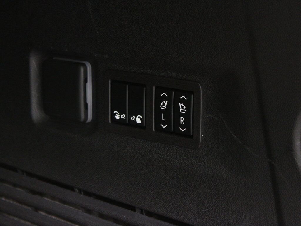 2023 GMC Yukon XL Denali Ultimate 4WD 7 Passenger Fond du Lac WI