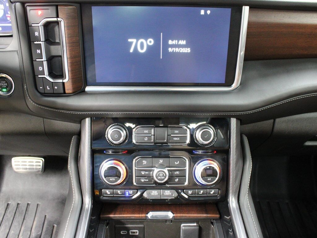 2023 GMC Yukon XL Denali Ultimate 4WD 7 Passenger Fond du Lac WI