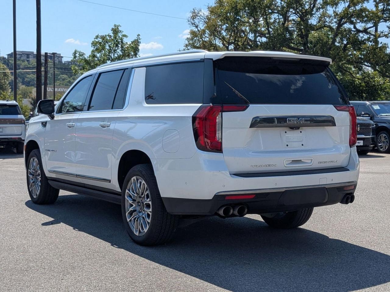 2023 GMC Yukon XL Denali Ultimate