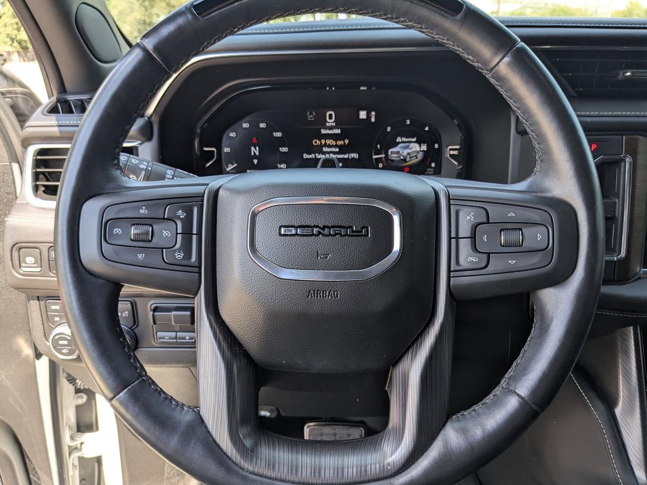 2023 GMC Yukon XL Denali Ultimate