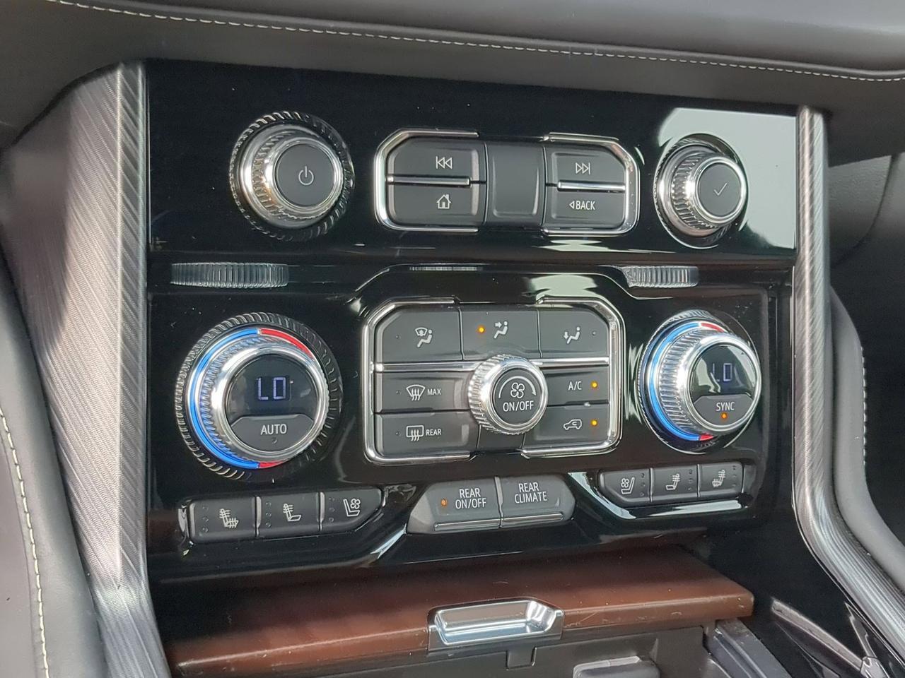 2023 GMC Yukon XL Denali Ultimate