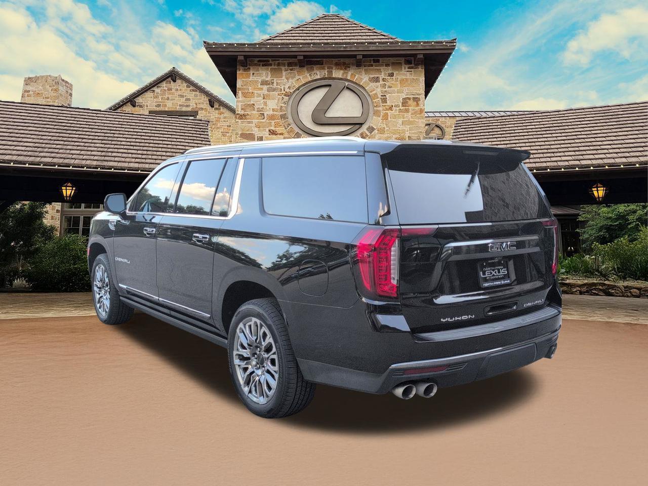 2023 GMC Yukon XL Denali Ultimate