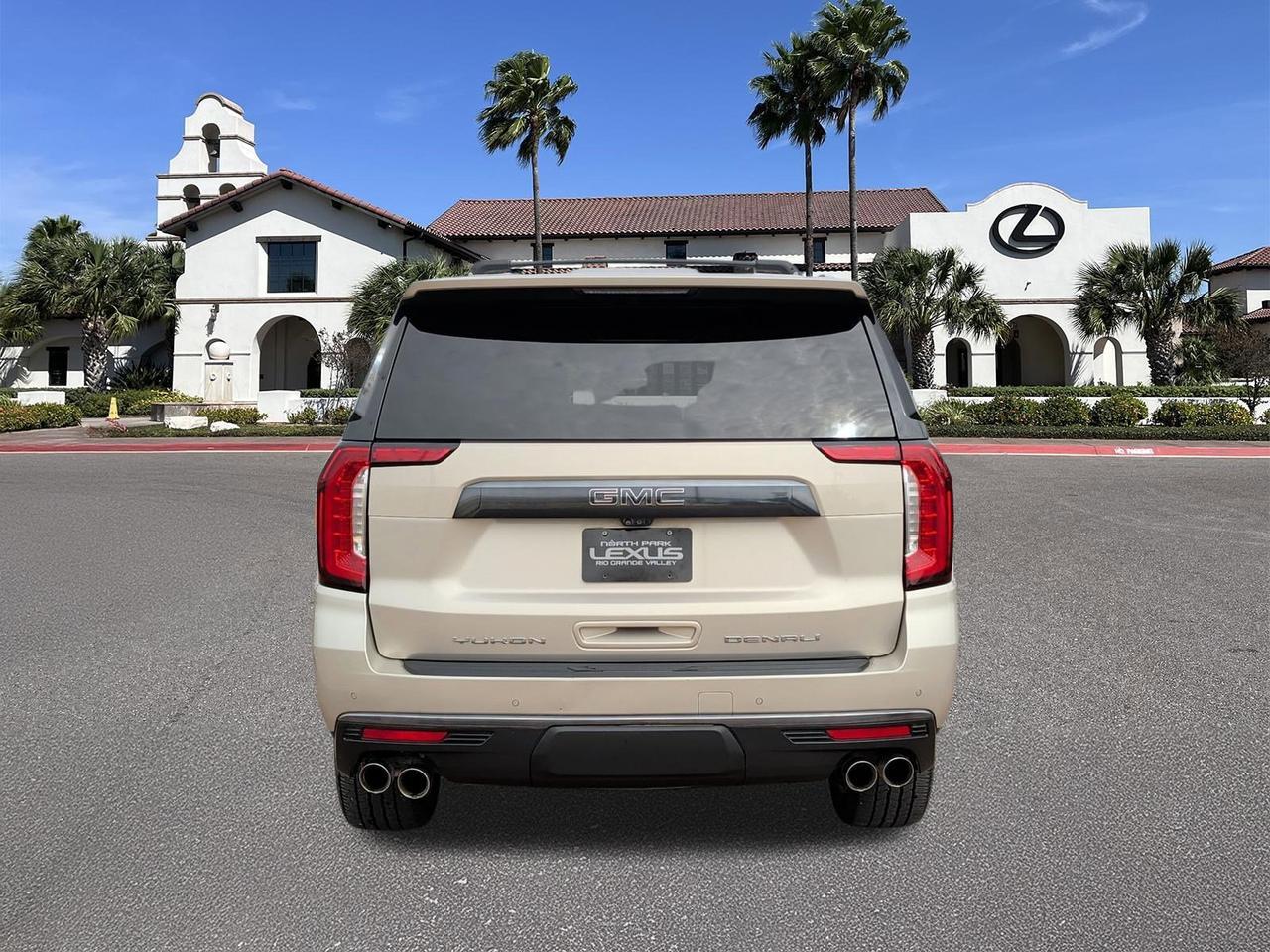 2023 GMC Yukon XL Denali Ultimate