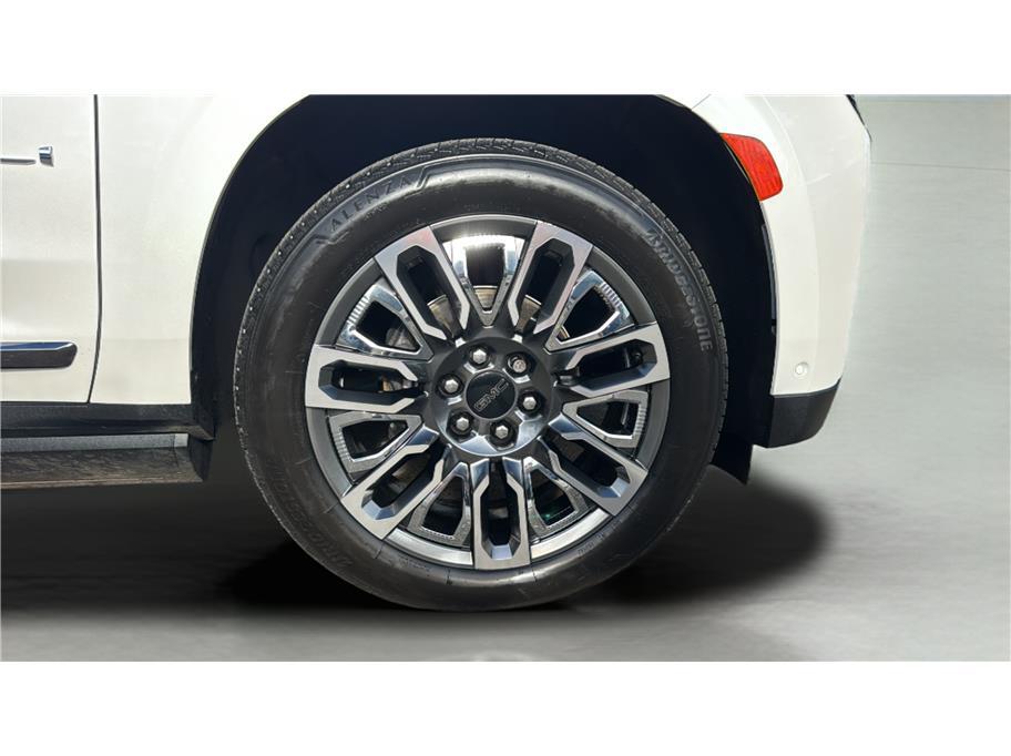 2023 GMC Yukon XL Denali Ultimate Sport Utility 4D Folsom CA