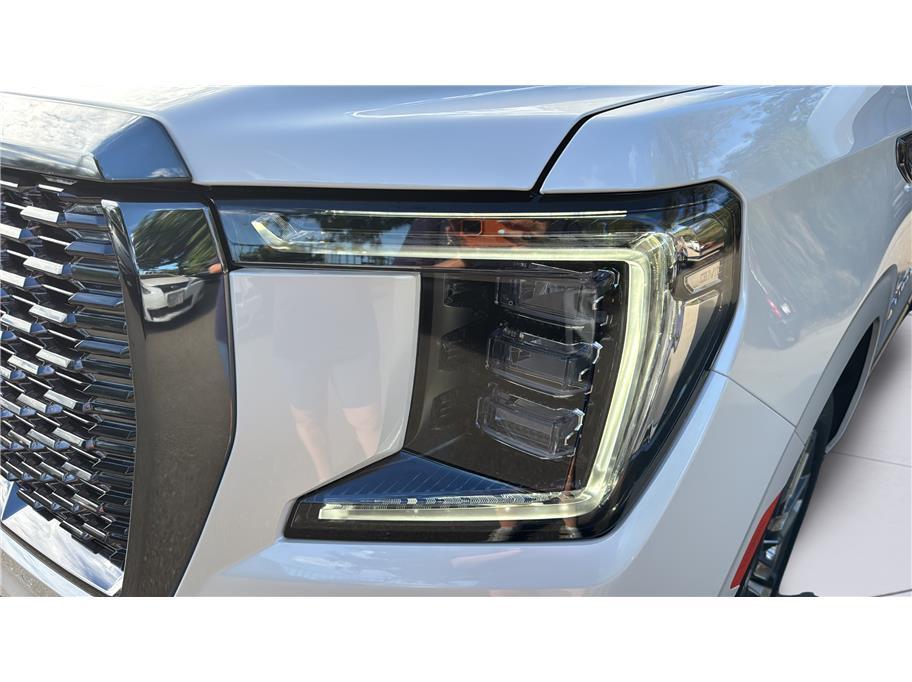 2023 GMC Yukon XL Denali Ultimate Sport Utility 4D Folsom CA