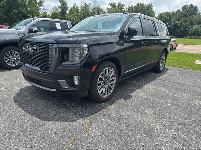 2023 GMC Yukon XL Denali Ultimate