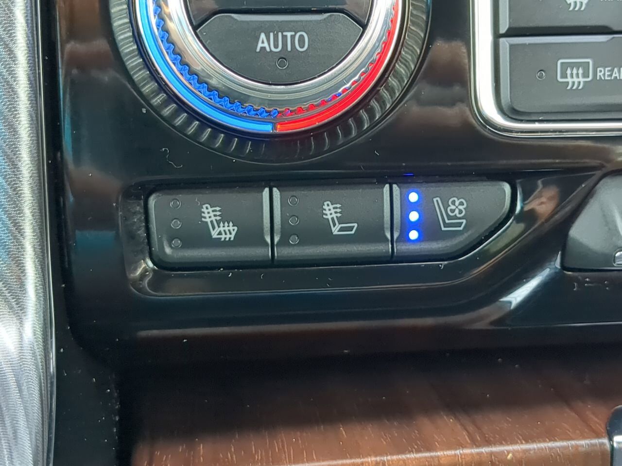 2023 GMC Yukon XL Denali Ultimate Winder GA