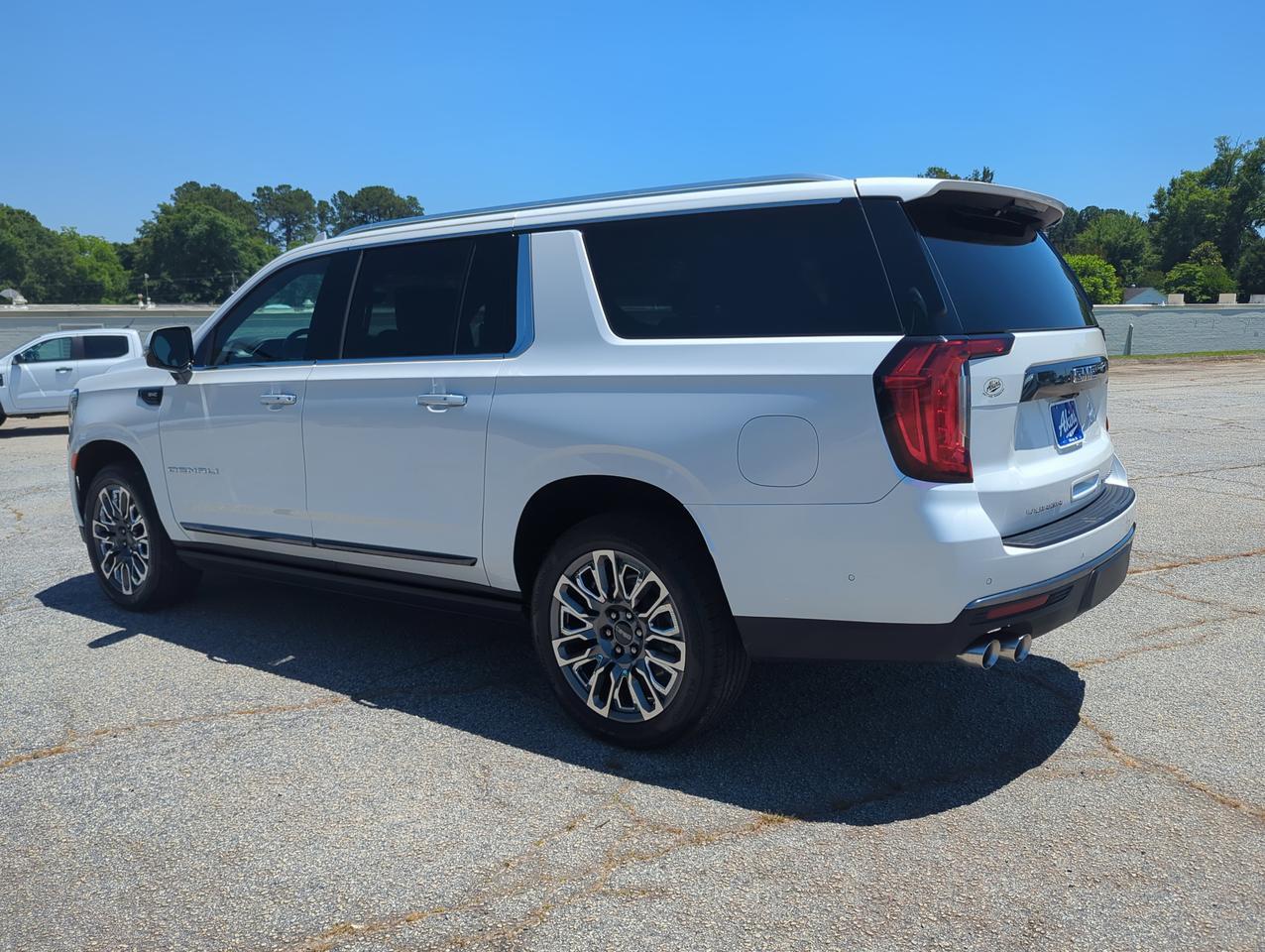 2023 GMC Yukon XL Denali Ultimate Winder GA