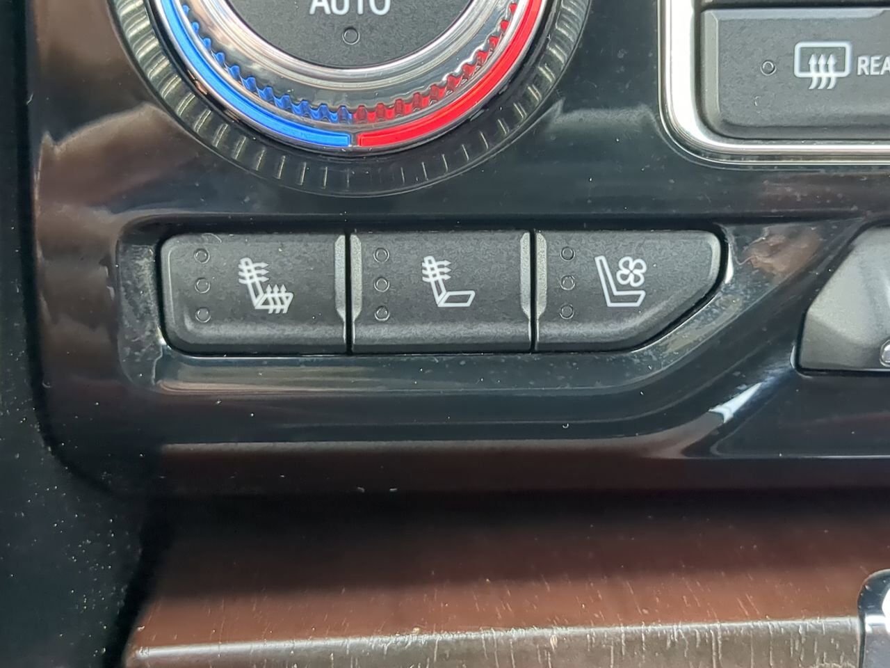 2023 GMC Yukon XL Denali Ultimate Winder GA