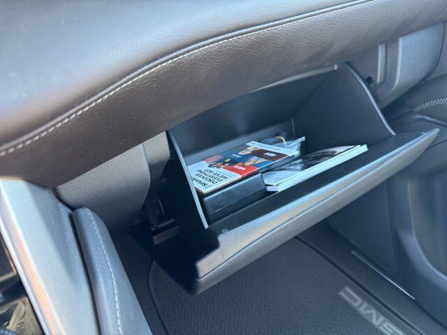 2023 GMC Yukon XL Denali Carbondale IL