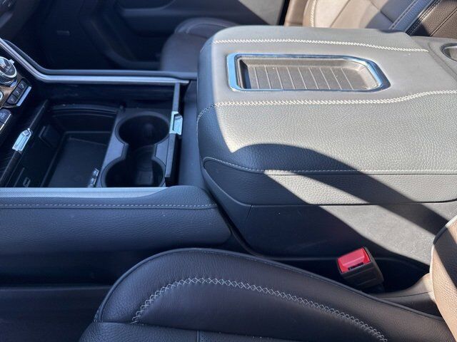 2023 GMC Yukon XL Denali Carbondale IL