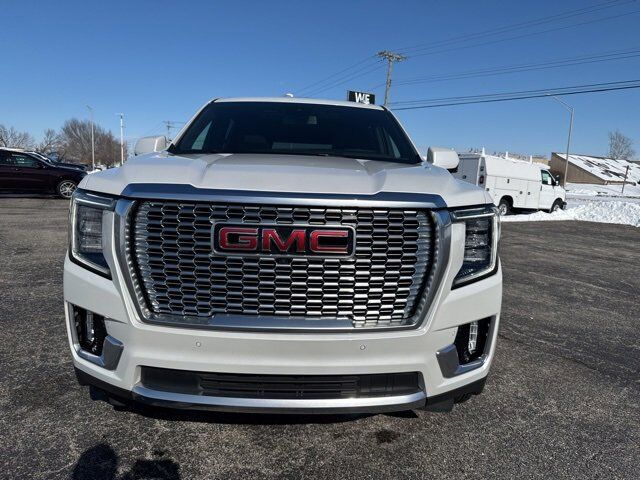 2023 GMC Yukon XL Denali Carbondale IL