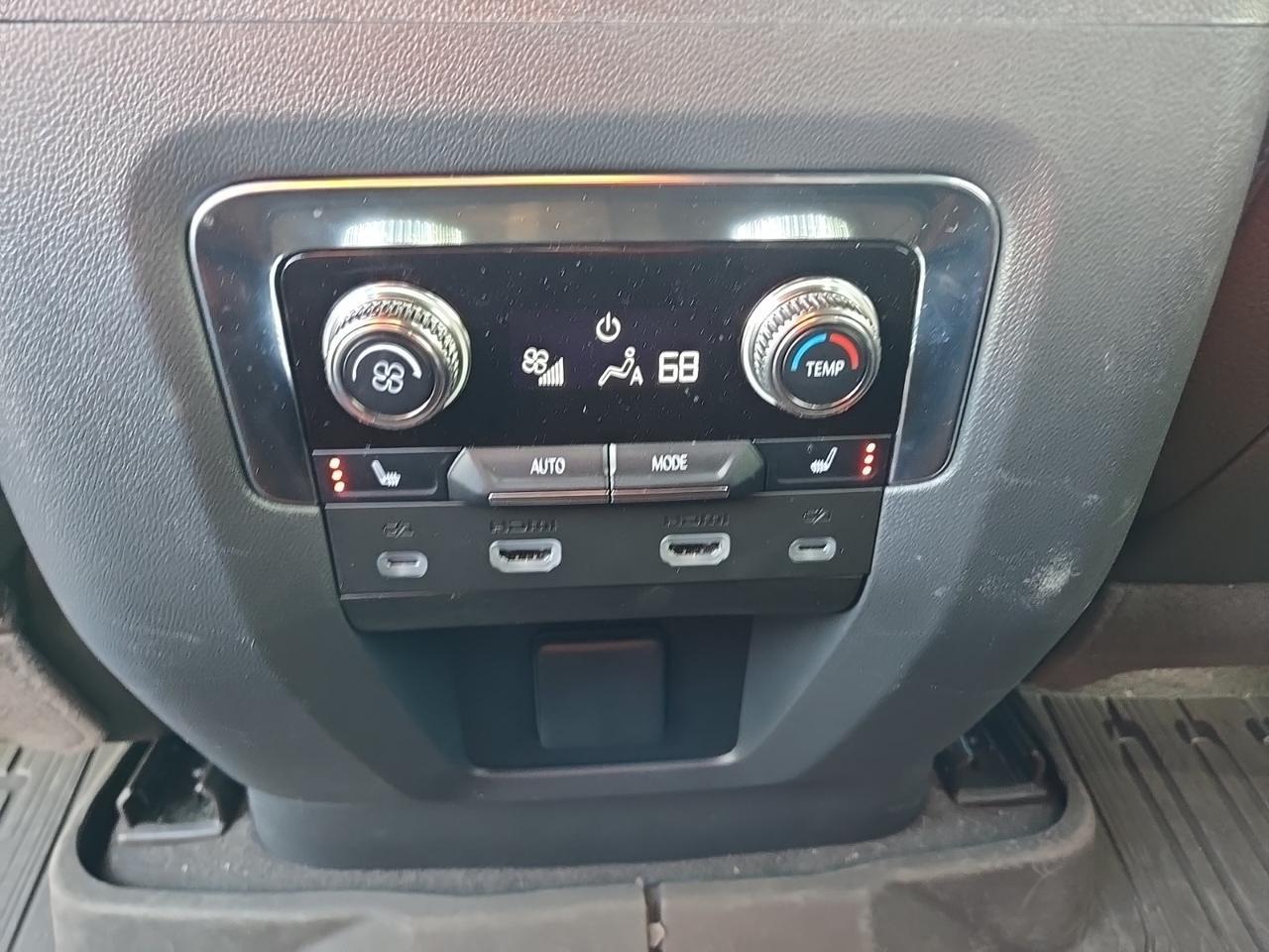 2023 GMC Yukon XL Denali Fredericksburg VA