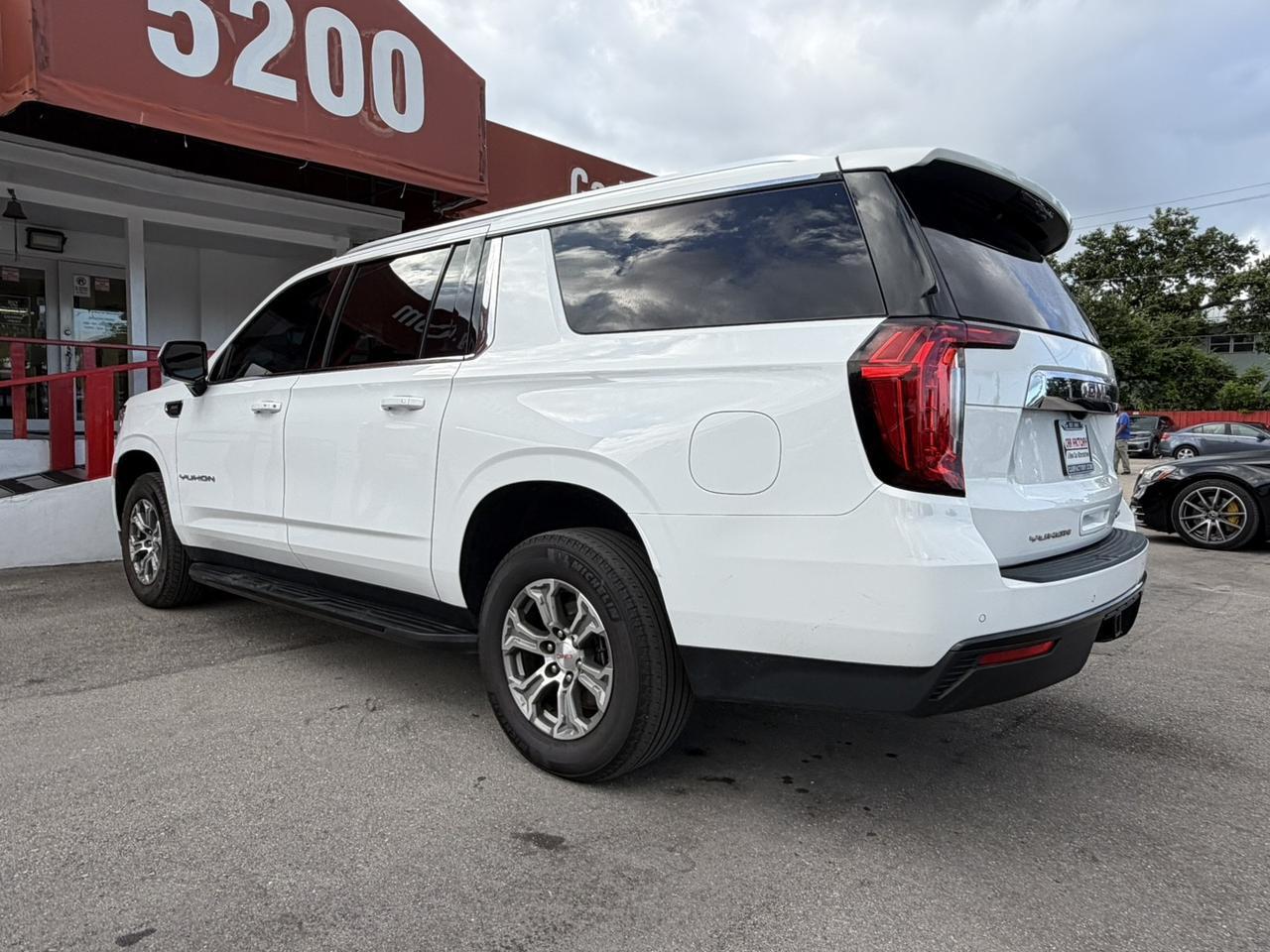 2023 GMC Yukon XL SLE Miami FL