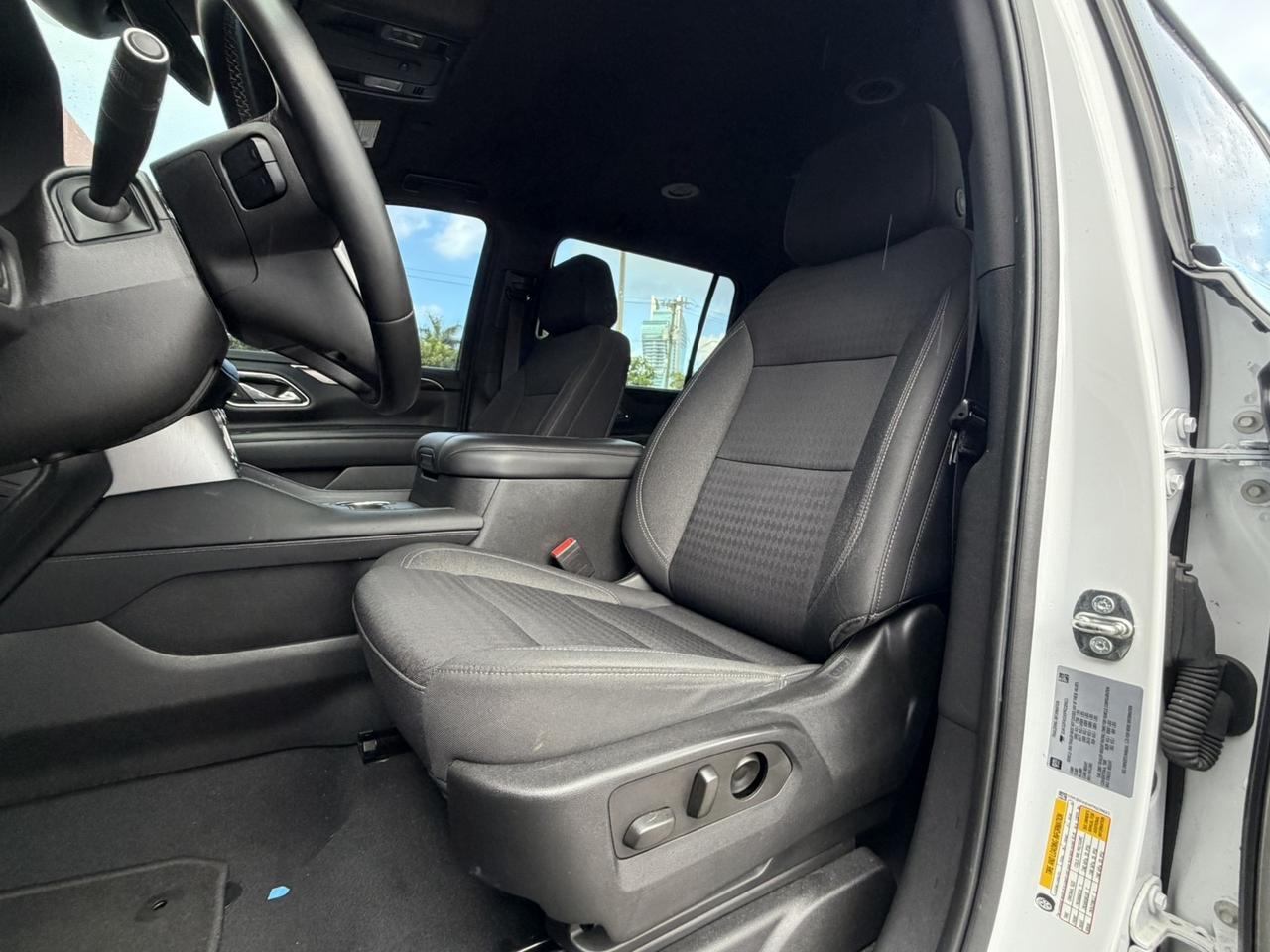 2023 GMC Yukon XL SLE Hollywood FL