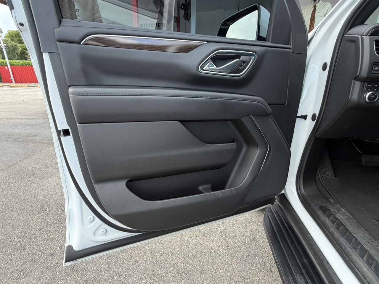 2023 GMC Yukon XL SLE Hollywood FL