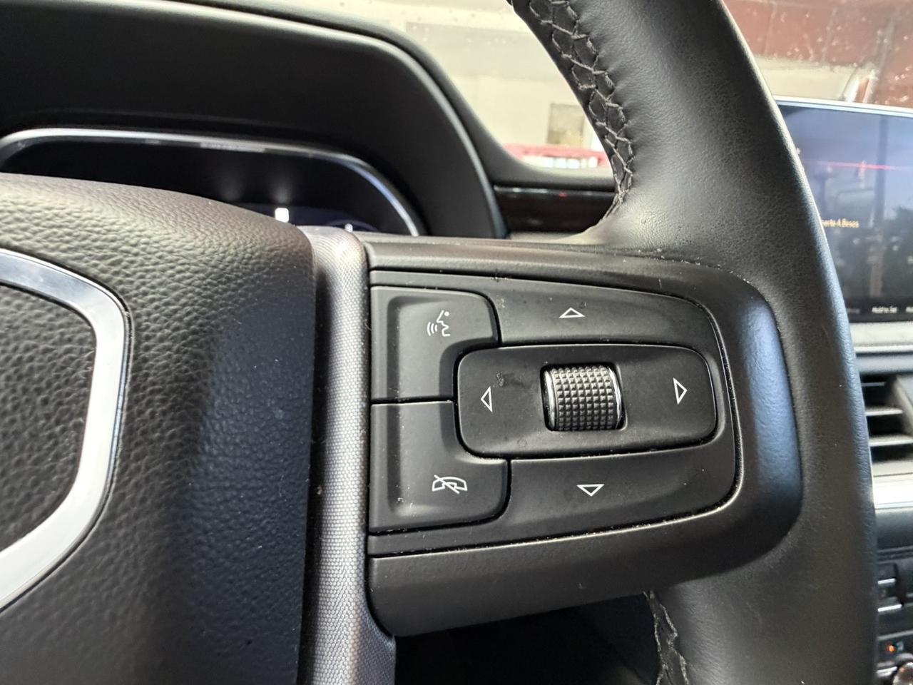 2023 GMC Yukon XL SLE Hollywood FL