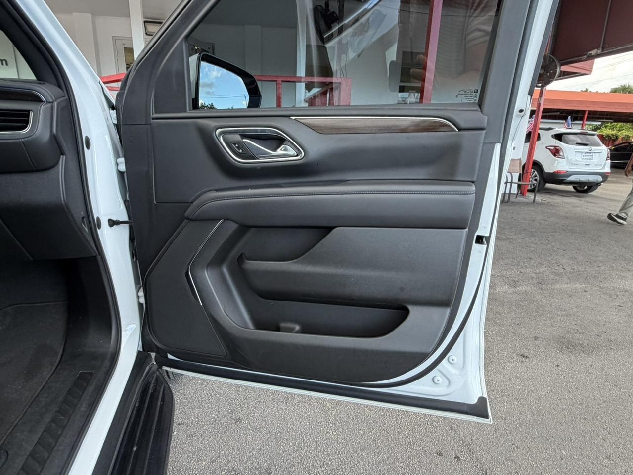 2023 GMC Yukon XL SLE Hollywood FL