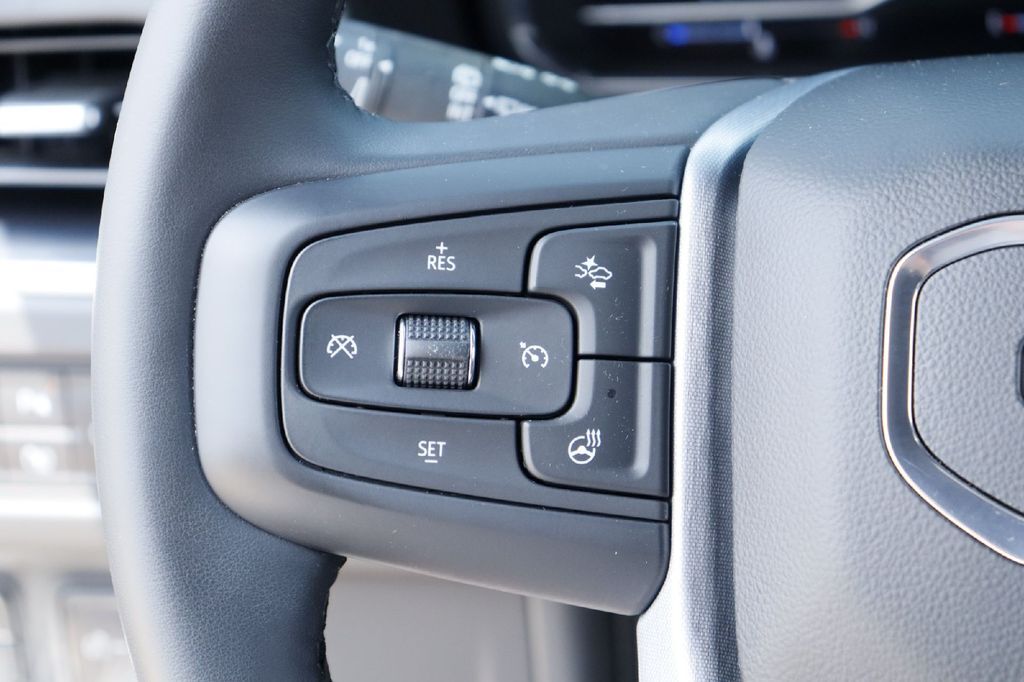 2023 GMC Yukon XL SLT Fredericksburg WA