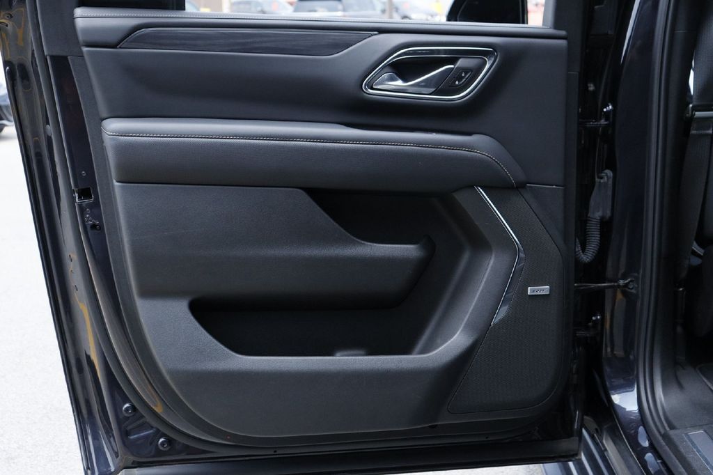 2023 GMC Yukon XL SLT Fredericksburg WA