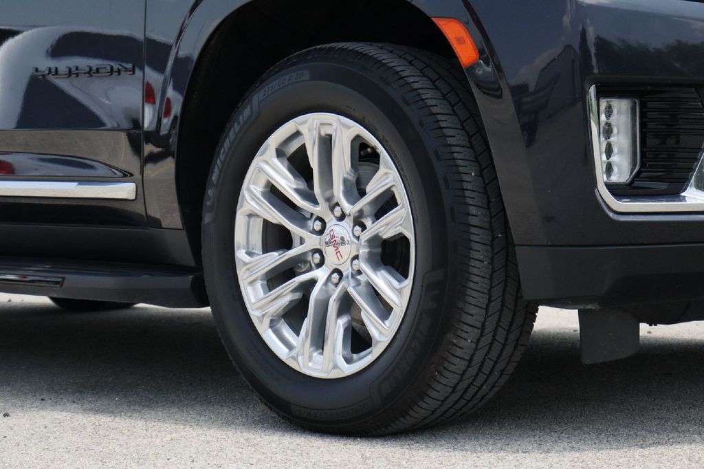 2023 GMC Yukon XL SLT Fredericksburg WA